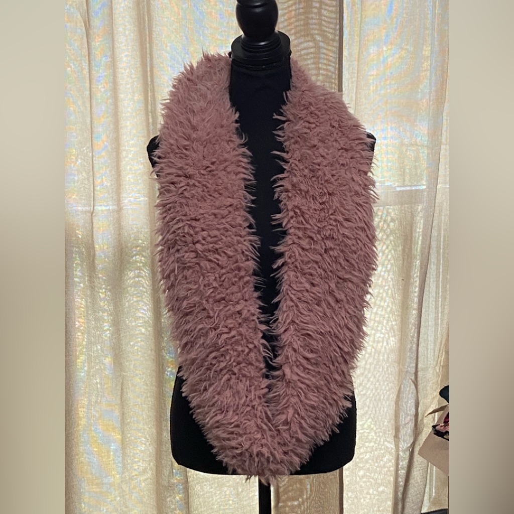 Nwt Code Fluffy Infinity Scarf